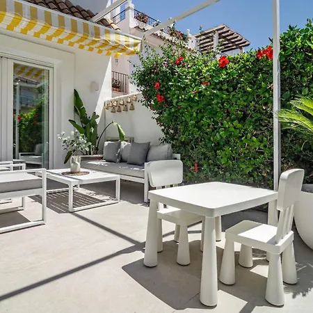 Apartment Adp- San Pedro Beach By Roomservices