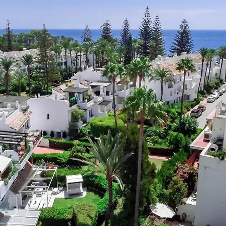 Apartment Adp- San Pedro Beach By Roomservices