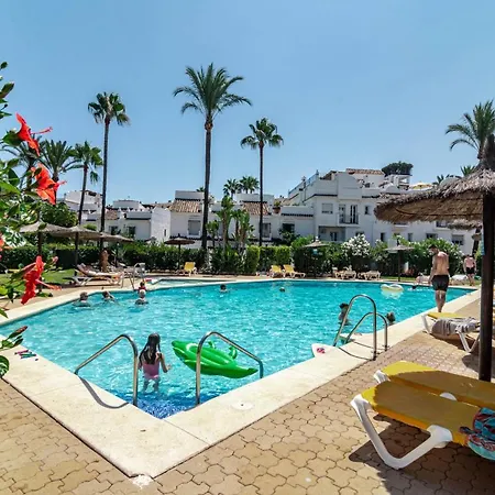 Adp- San Pedro Beach By Roomservices *